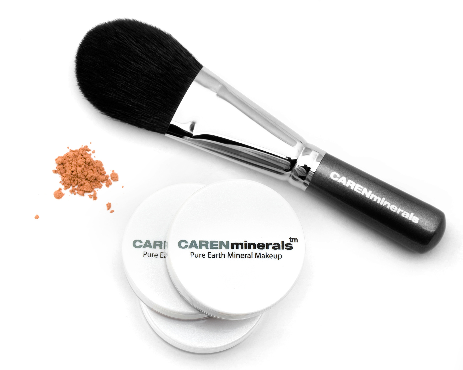 Caren-Minerals-Powder-and-Brush-set_RHanelPhotography