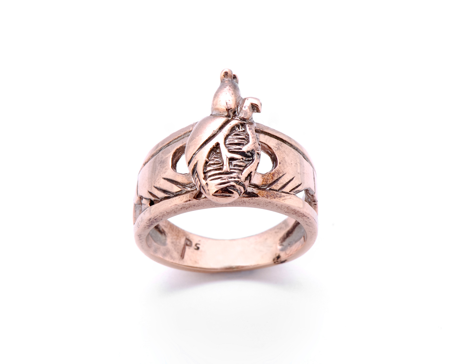 Rose-Gold-Claddaugh-Ring-by-Peggy-Skemp_RHanelPhotography